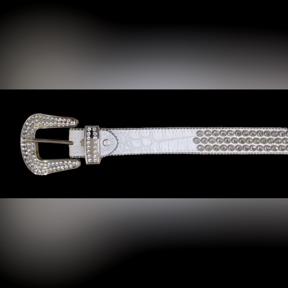 DNA Premium White & Silver Diamond Rhinestone Cowgirl Crocodile Belt - Picture 9 of 13